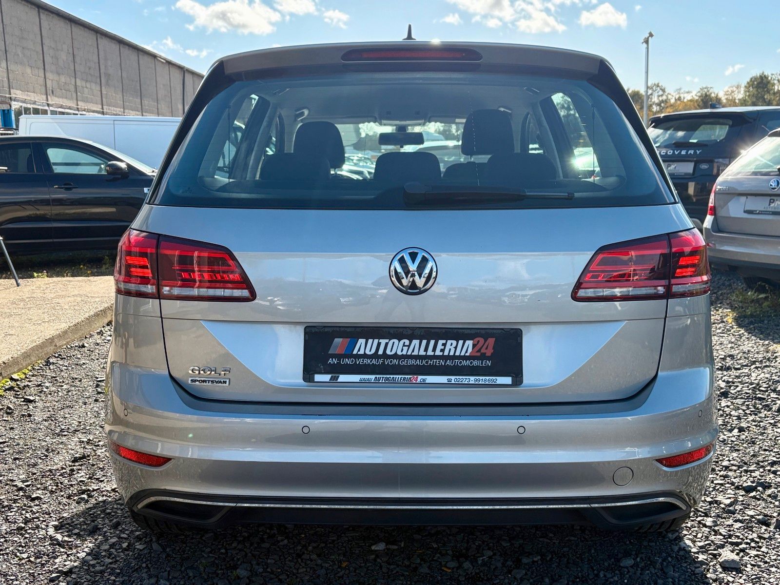 Fahrzeugabbildung Volkswagen Golf Sportsvan VII 1.5 TSI DSG Klima PDC 2.HAND