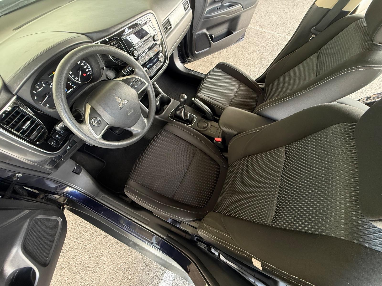 Mitsubishi Outlander 2.0 Intense/MFL/TEMP/76.000KM/TOP