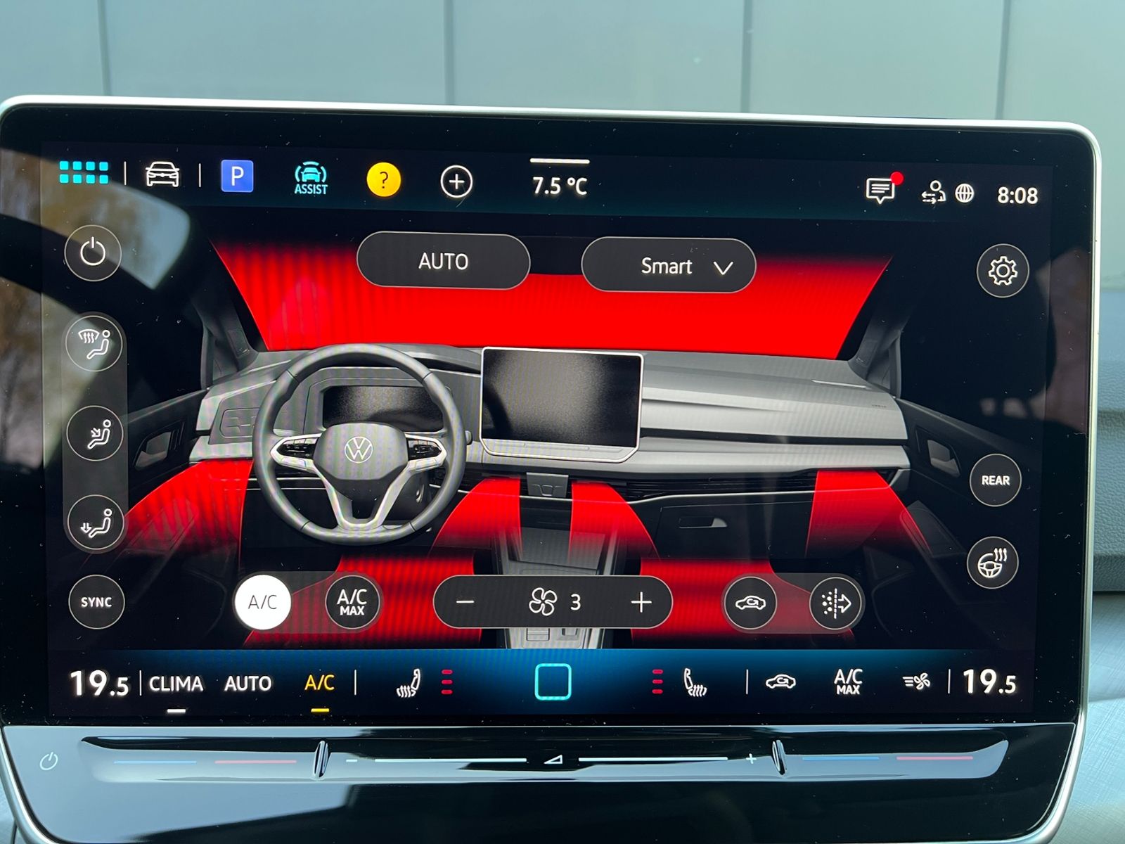 Fahrzeugabbildung Volkswagen Golf VIII Life 1.5 TSI *ACC, Light Assist, Sitzh