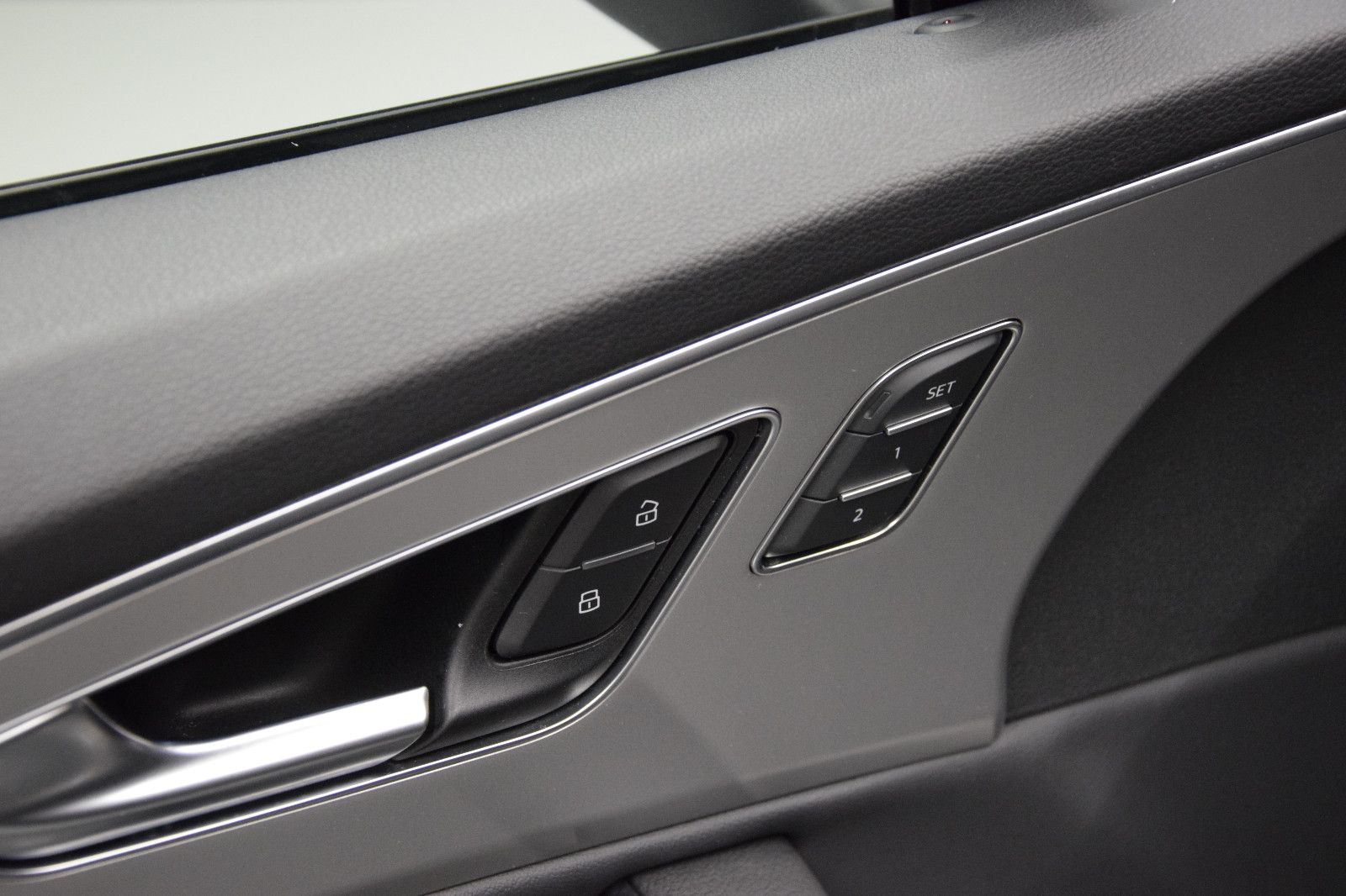 Fahrzeugabbildung Audi Q7 50 TDI quattro S line Pano Luft Massage 22"