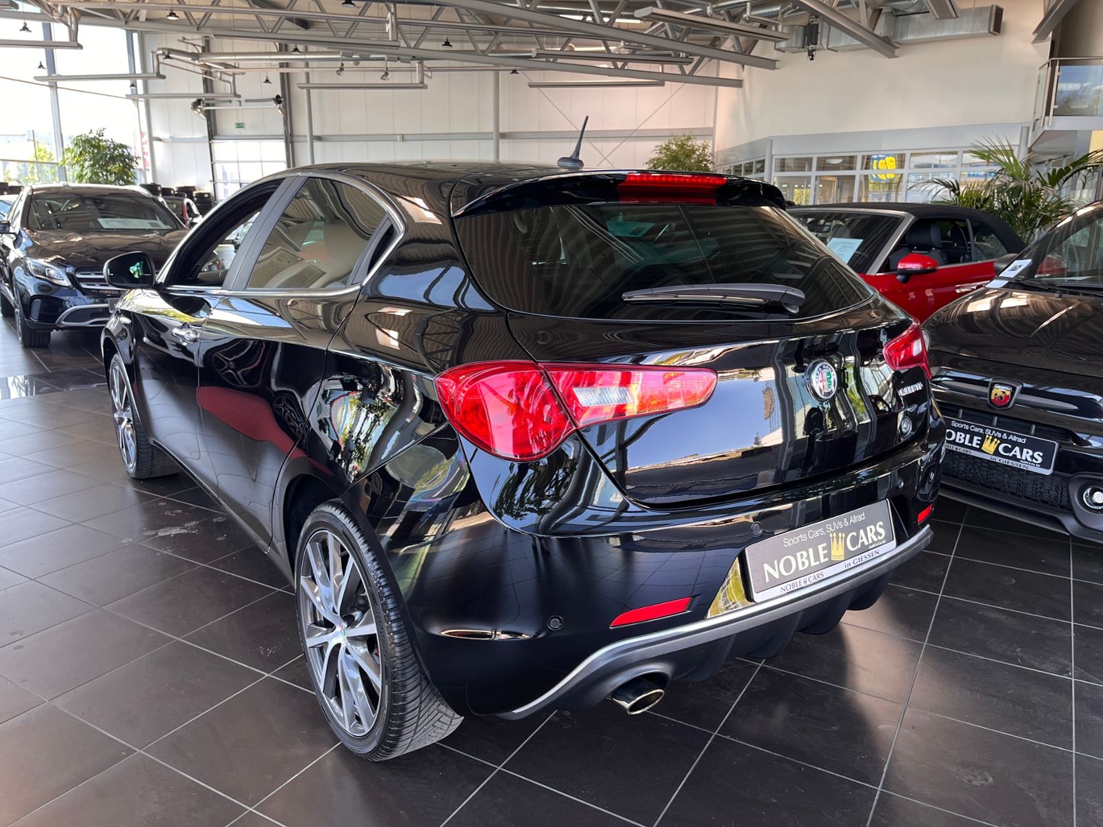 Fahrzeugabbildung Alfa Romeo Giulietta Lusso Ti BOSE XENON NAVI