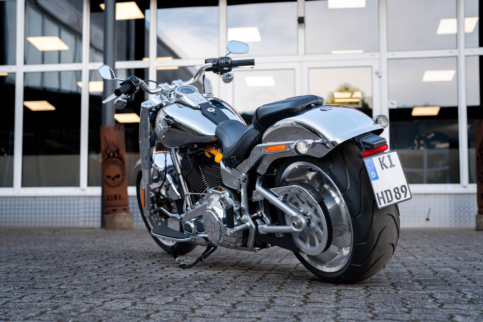 Fahrzeugabbildung Harley-Davidson FLSTFI Fat Boy Gray Ghost - Neuwertig -