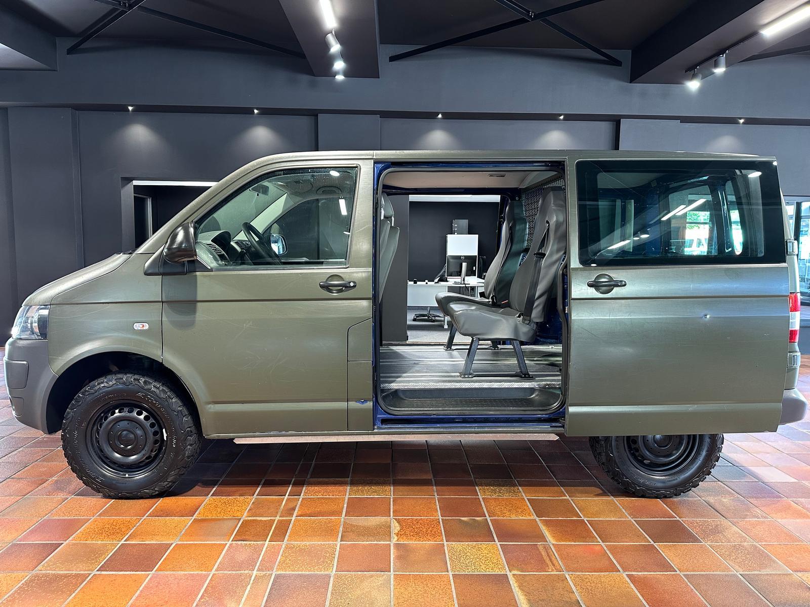 Volkswagen T5 WIDDER 4MOTION ROCKTON SEIKEL BUNDESWEHR OFFR