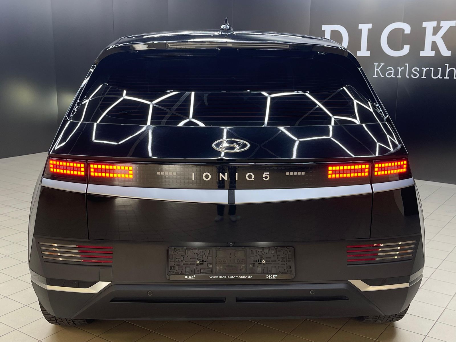 Fahrzeugabbildung Hyundai Ioniq 5 Dynamiq LED+NAVI+SITHZ+KAMERA+ACC+WP+19"