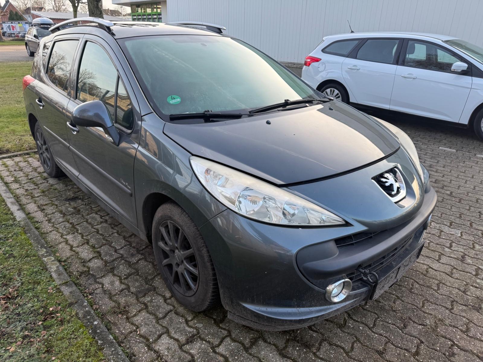 Peugeot 207 SW Urban Move*Panoramadach*Klima*läuft