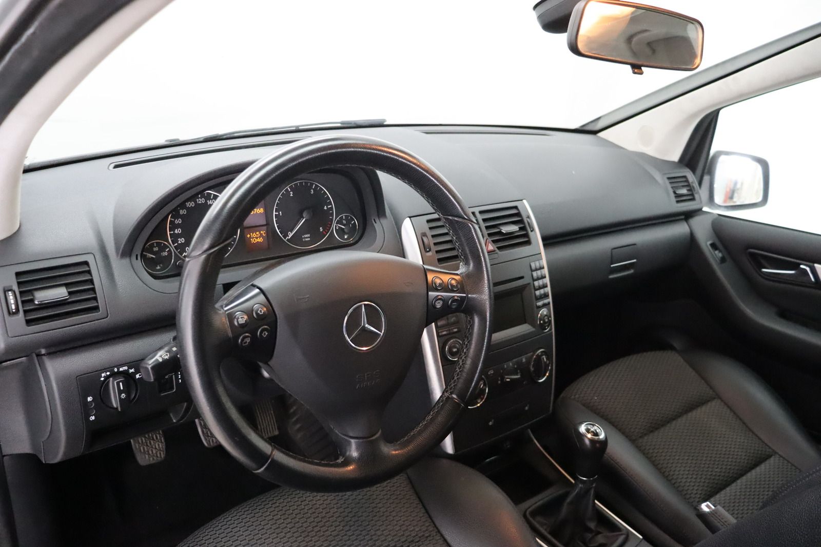 Fahrzeugabbildung Mercedes-Benz A 180 CDI Sport Edition * HU/AU neu Avantgarde