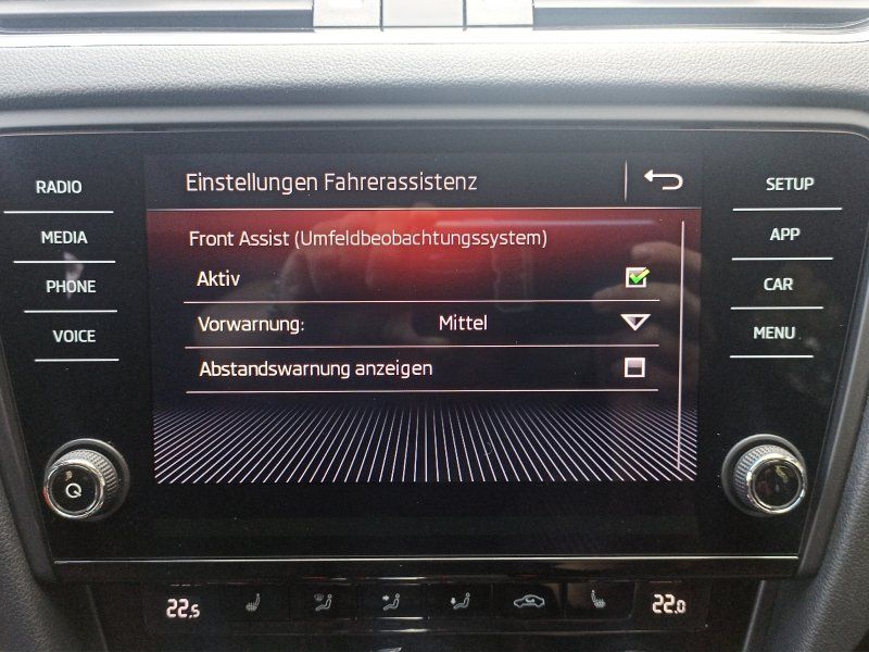 Fahrzeugansicht 13 Fahrzeugabbildung SKODA Octavia 1.6 TDI Style DSG LED+SCHIEBEDACH+PDC+S