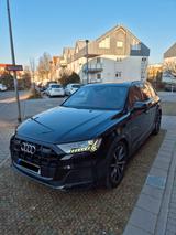 Audi SQ7 4.0 TDI quattro 7-Sitzer ACC Pano Laser NAV - Audi SQ7 aus 2019
