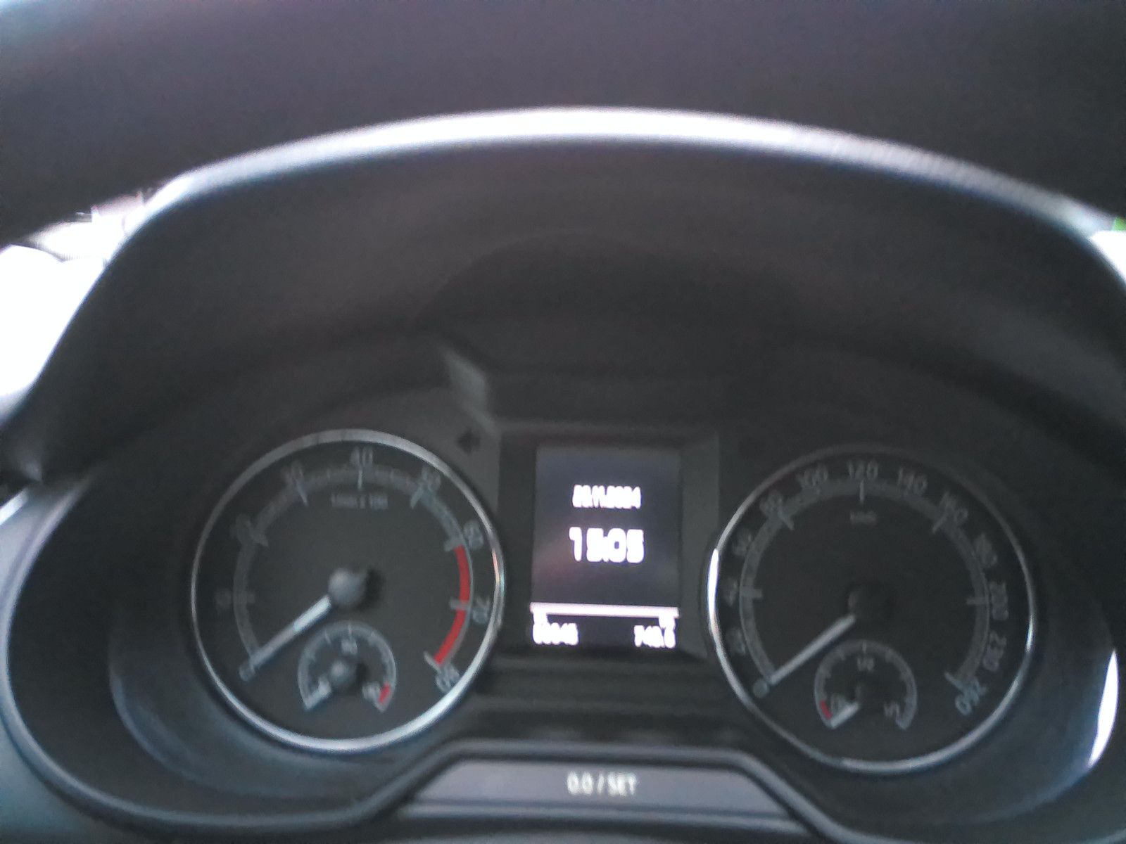 Fahrzeugabbildung SKODA Octavia Lim. Clever 1.5 TSI LED Navi M6