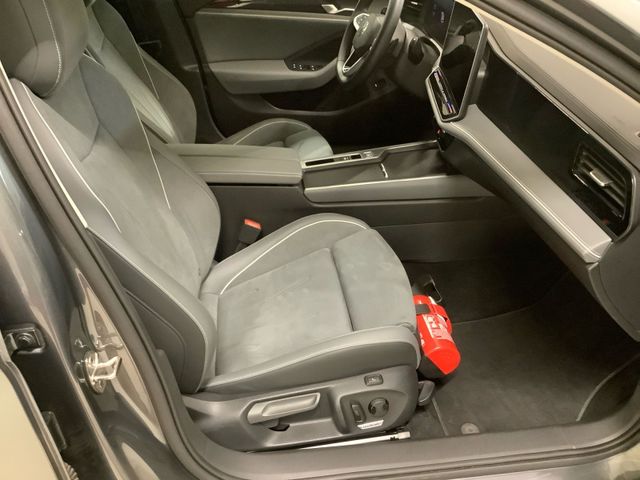 Passat Business 2,0 l TDI 110 kW DSG Matrix, ST