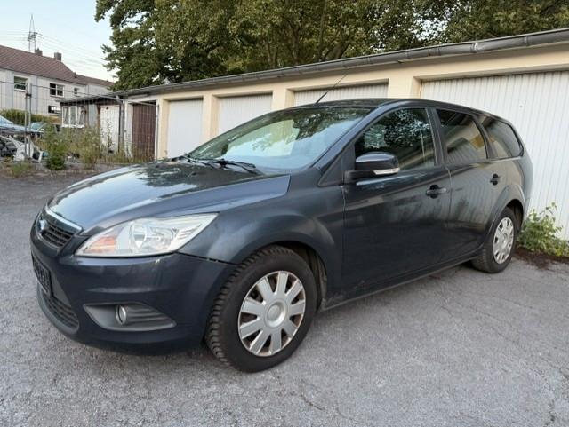 Ford Focus 2009 — interior