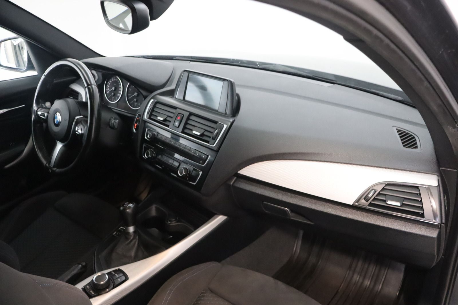 Fahrzeugabbildung BMW 118 i M Sport Paket 1. Hand