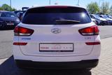 Hyundai i30 Kombi 1.4 T-GDI Style Navi PDC Kamera DAB - Hyundai i30: 1.4