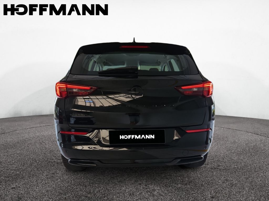 Fahrzeugabbildung Opel Grandland 1.2 DI Automatik GS AHZV Navi SHZ LED