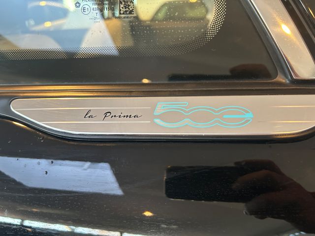 Fahrzeugabbildung Fiat 500 e La Prima 42kwh