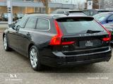 Volvo V 90 D3 Momentum Navi/Keyless-Start/Autom./Klima - Volvo V90: Momentum
