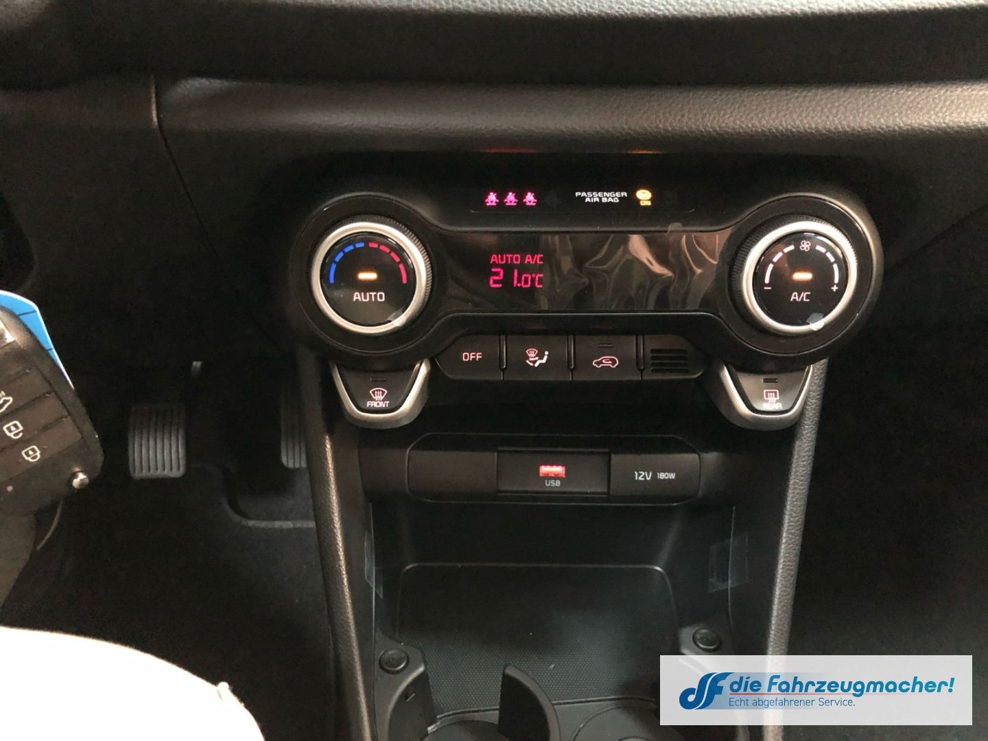 Fahrzeugabbildung Kia Picanto Vision 1.2 Navi CarPlay Klimaautom SHZ L