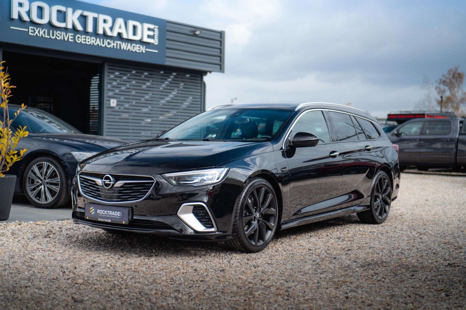 Fahrzeugabbildung Opel Insignia B Sports Tourer GSi 4x4 *ACC*LED*HU*DAB