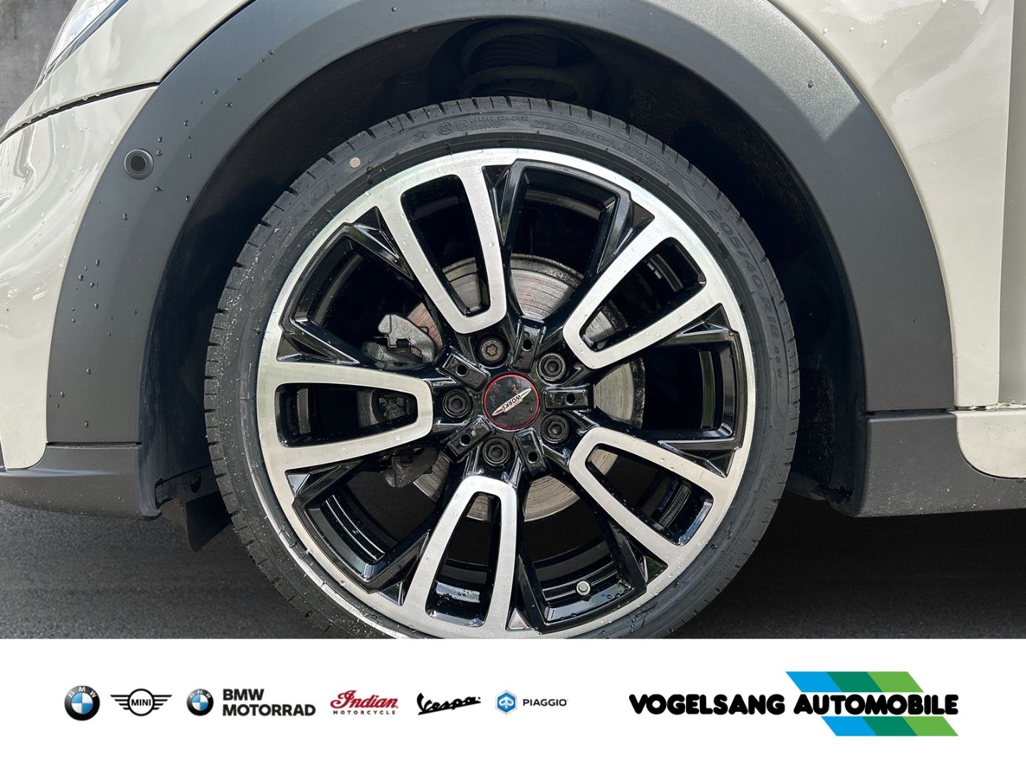Fahrzeugabbildung MINI Cooper John Cooper Works Trim Vollausstattung Pa
