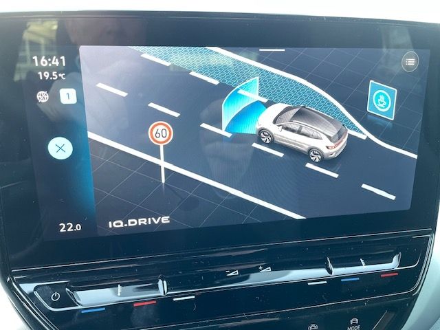 ID.4 Pure Navi LED Apple CarPlay Android Auto Kl