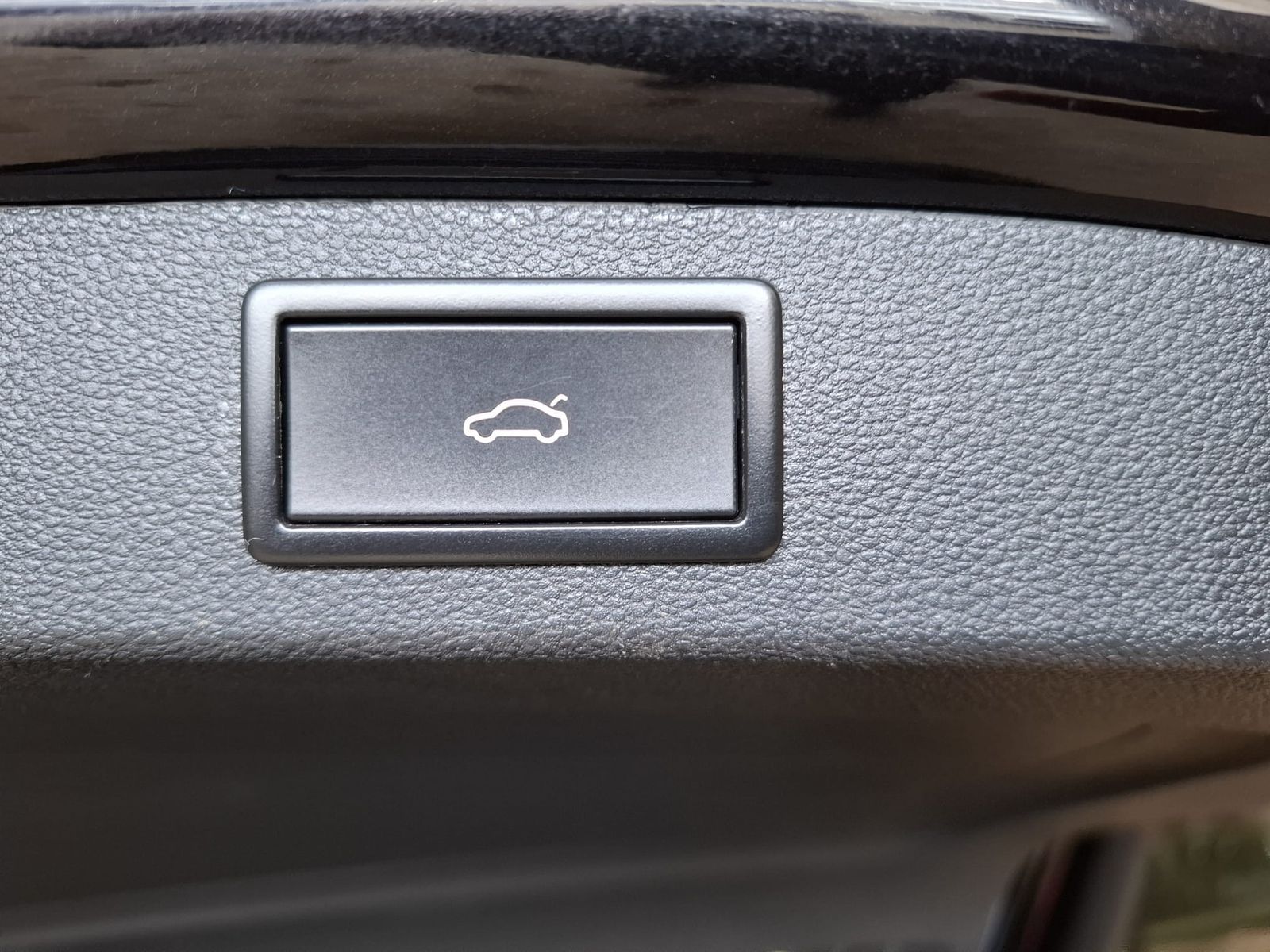 Fahrzeugabbildung SKODA Kodiaq 2.0 TDI 4x4 PANO*StandH*LEDER*CANTON*AHK