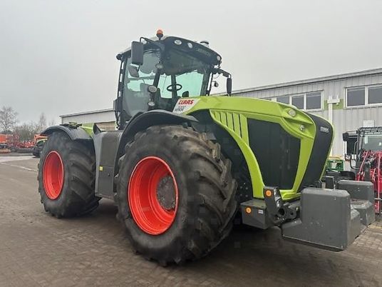 Claas XERION 5000 VC