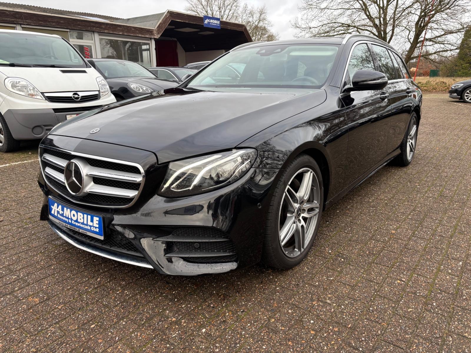 Mercedes-Benz E 220d T AMG LED WideScreen Pano Head-Up