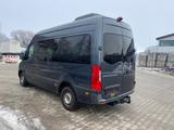 Mercedes-Benz Sprinter 319 H2L2, Dachklima,9 Sitze, 3 L Motor - Mercedes-Benz: Sprinter Motor