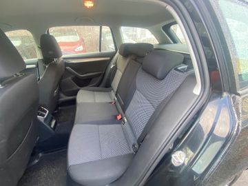 Skoda Octavia - 12