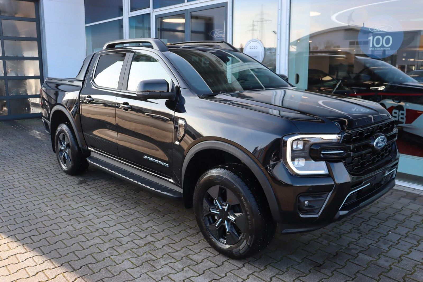 Ford Ranger Stormtrak 2,3l DOKA PHEV AHK
