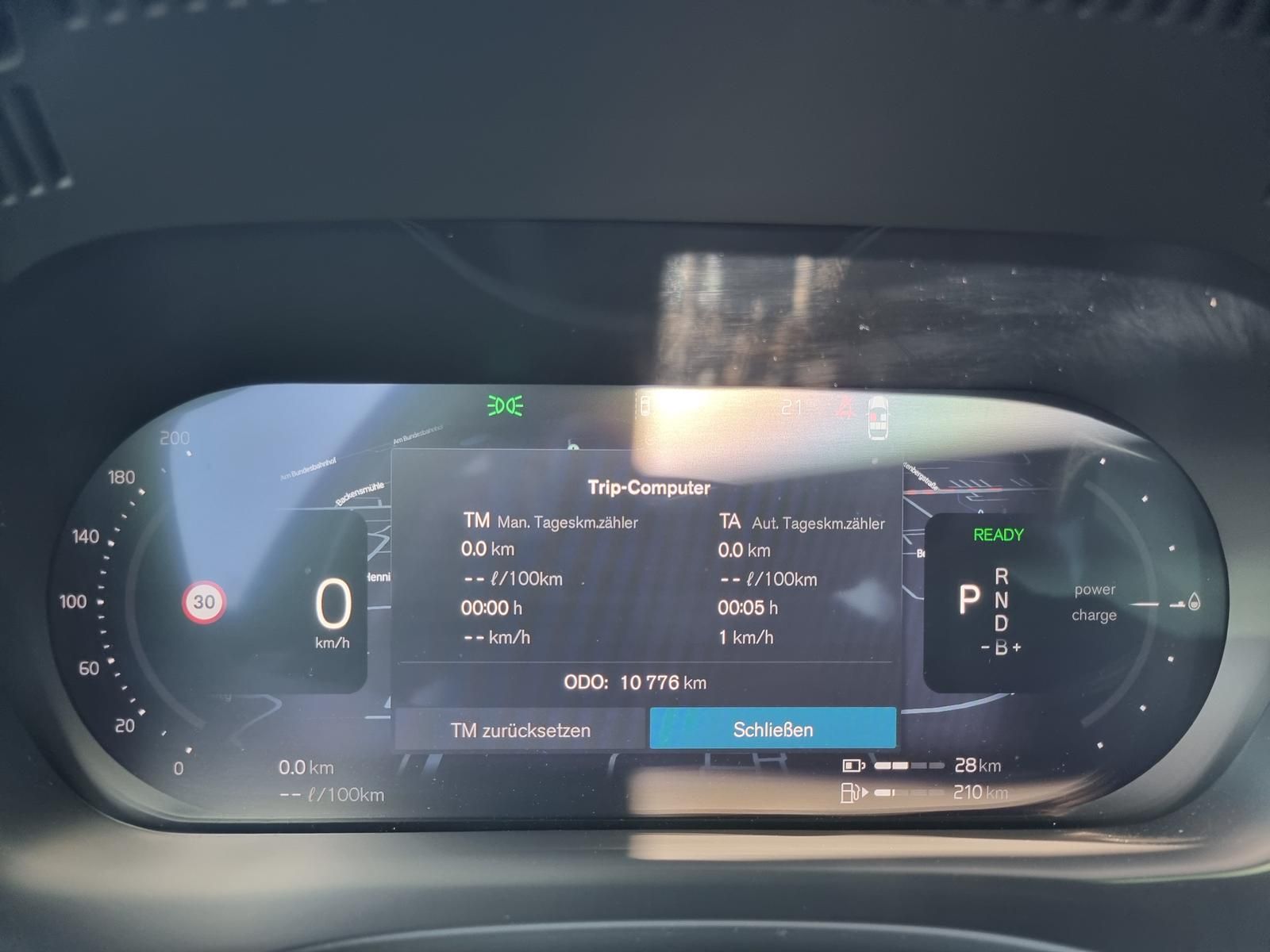 Fahrzeugabbildung Volvo XC60 T8 Ultra Black Ed. 'Massage, Luftfahrwerk'