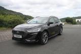 Ford Focus Turnier ST-Line Style+SHZ+LMF+LHZ+KLIMA+ - Ford Focus: ST Line Style