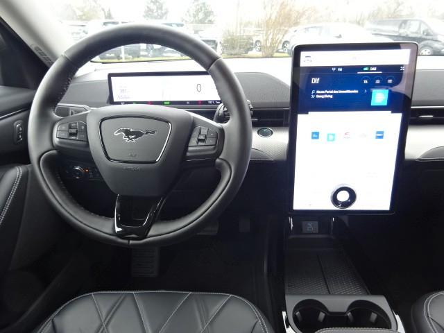 Ford Mustang Mach-E Base AT 72kWh RWD LED Kam Navi, миниатюра 14