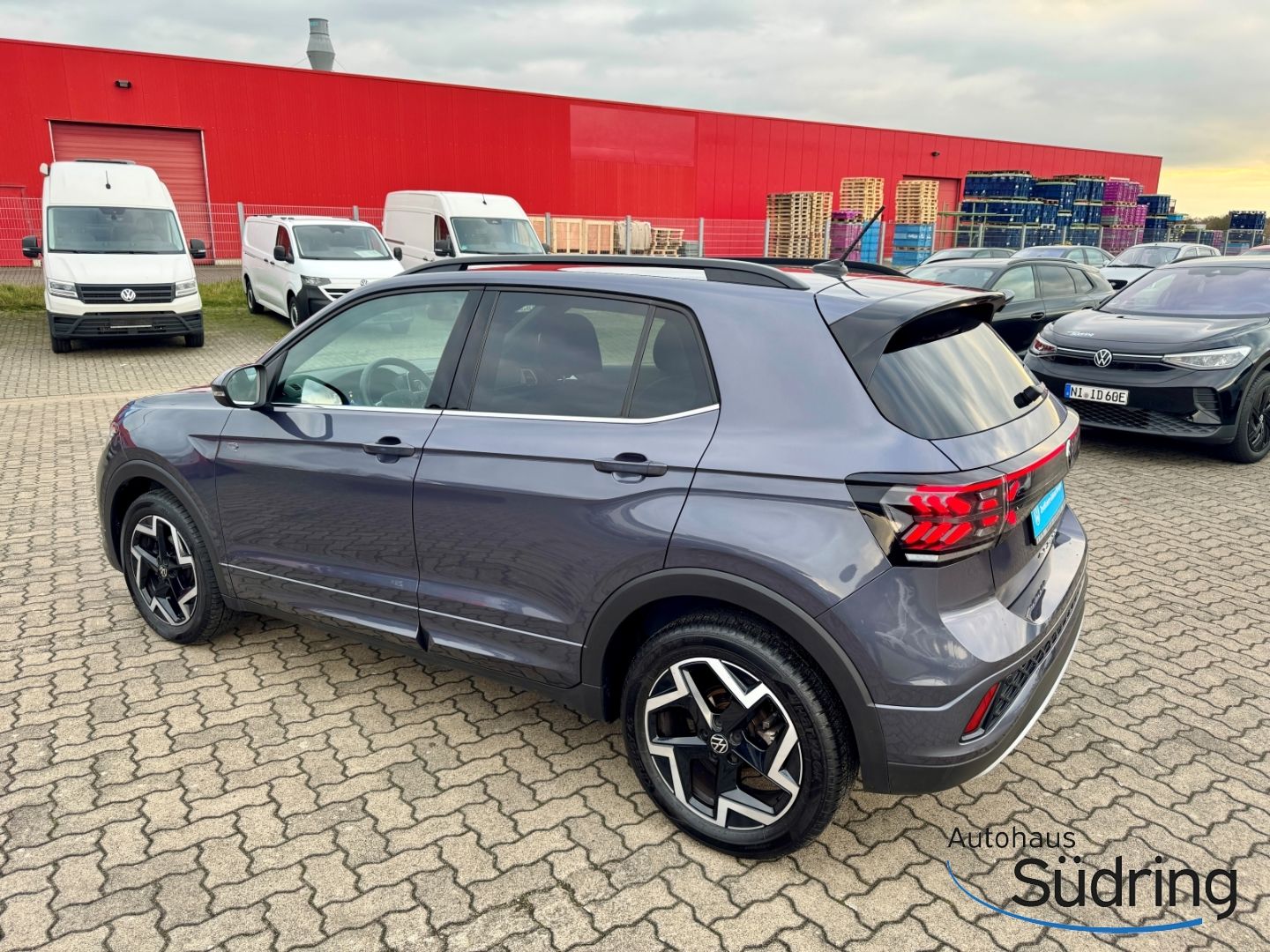 T-Cross R-Line 1.5 TSI DSG AHK Navi IQ.Light