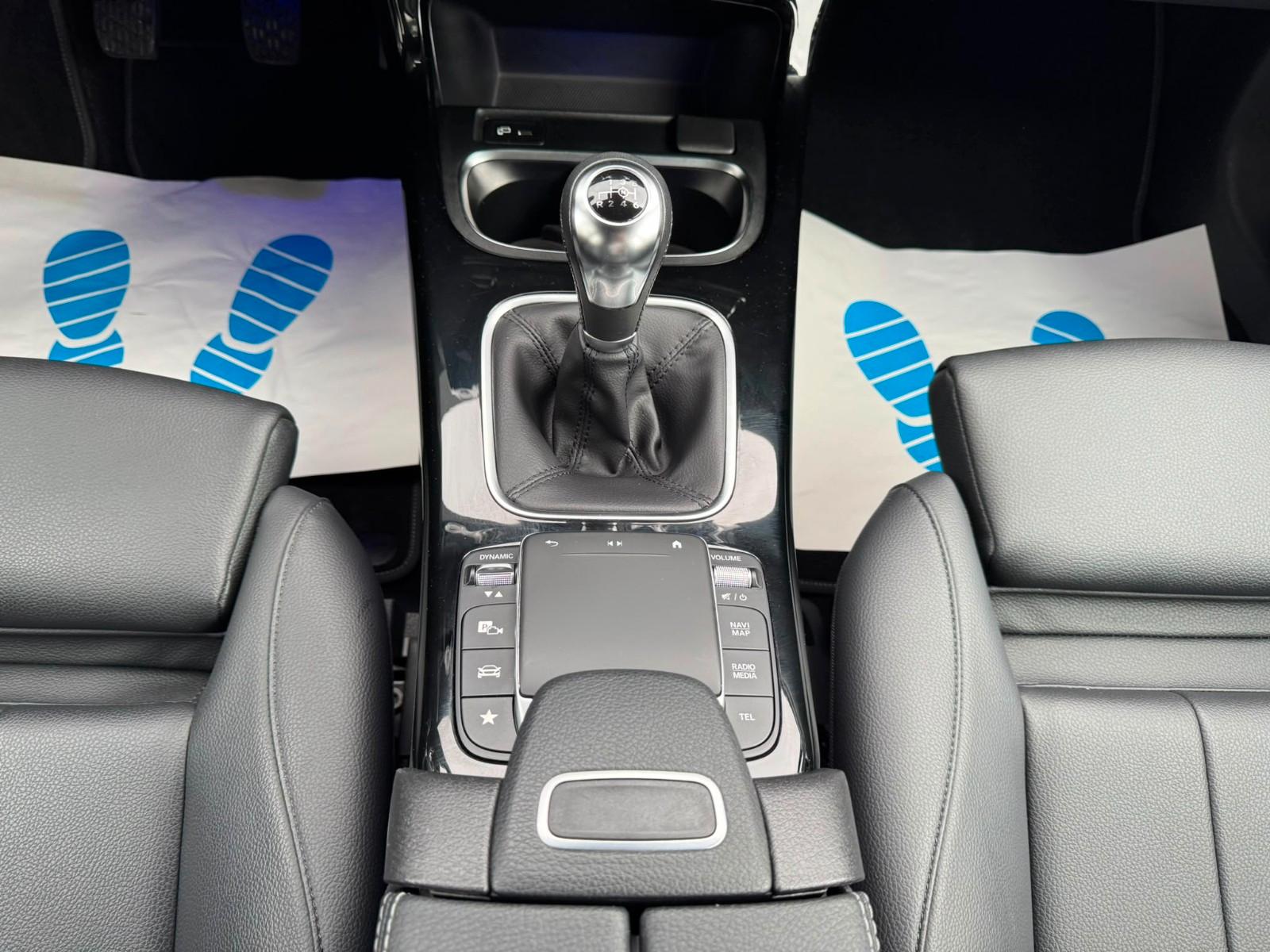 Mercedes-Benz A-Class LED/AMBIENTE/LEDER, миниатюра 15