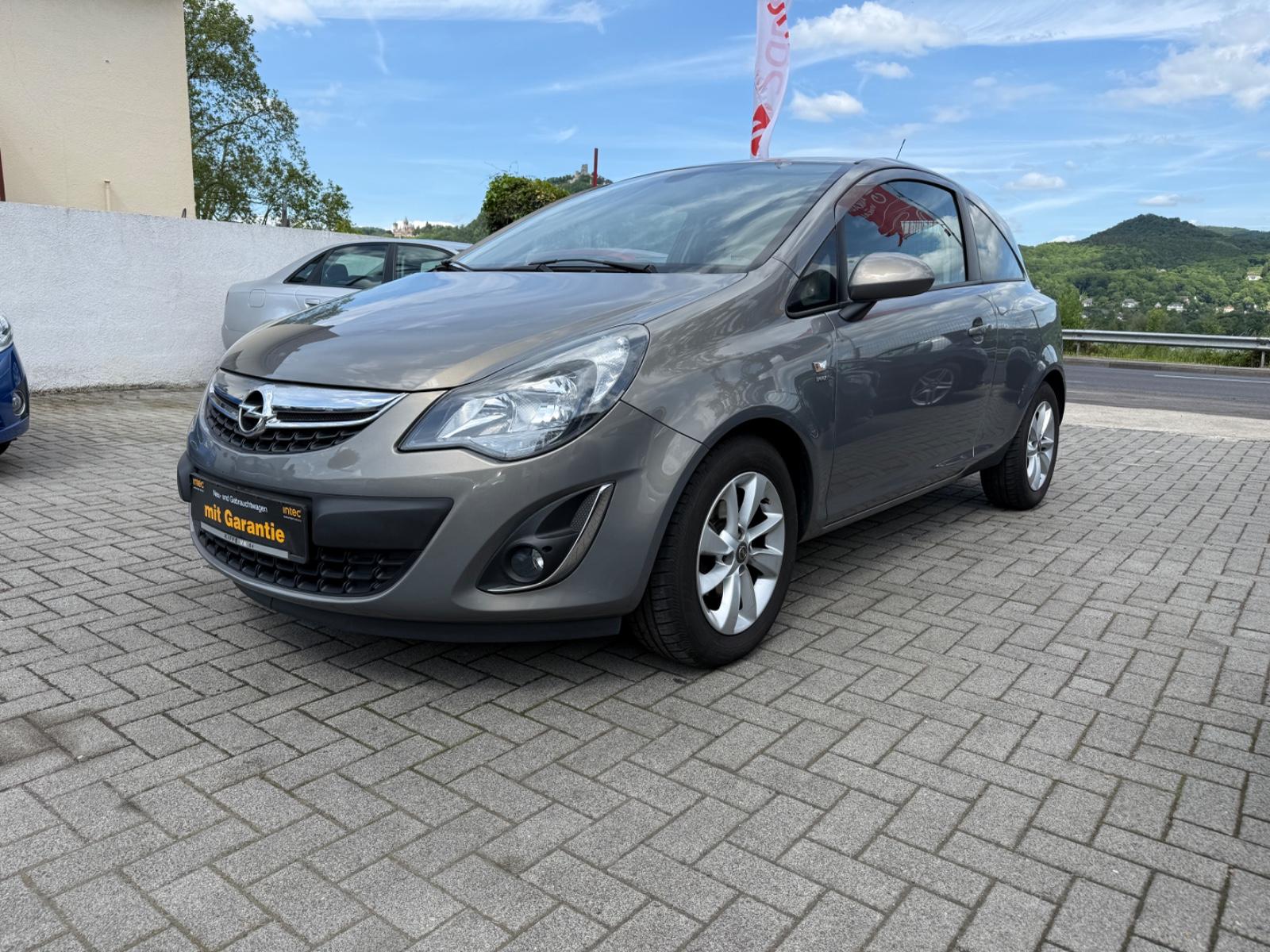 Opel Corsa D Energy/Klima/PDC/Garanite