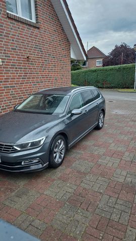 VW Passat R-Line 2.0 TDI 140kW Highl. 