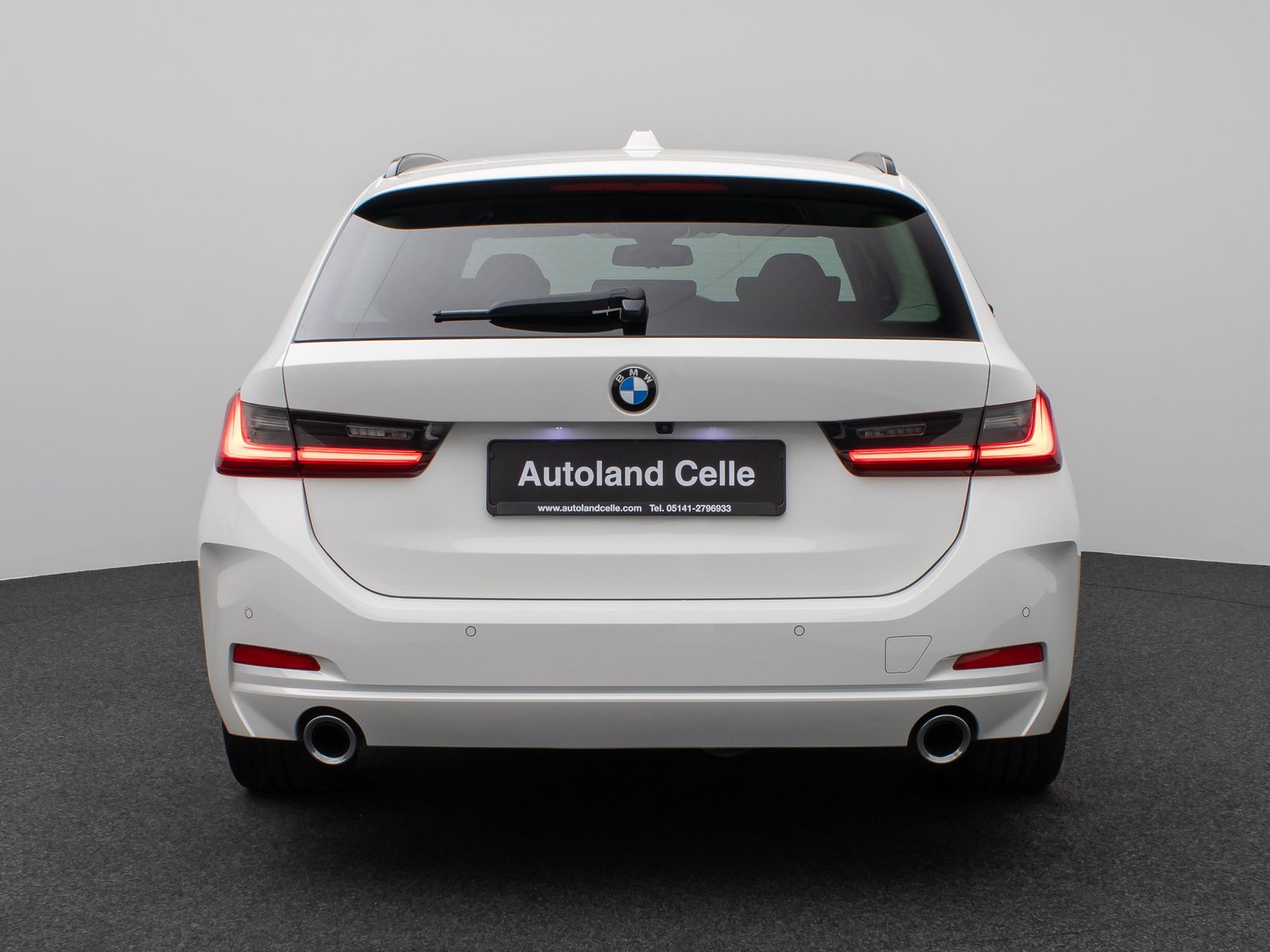 Fahrzeugabbildung BMW 320d Kamera HUD DAB AHK Alarm Sport Leder Ad.LED