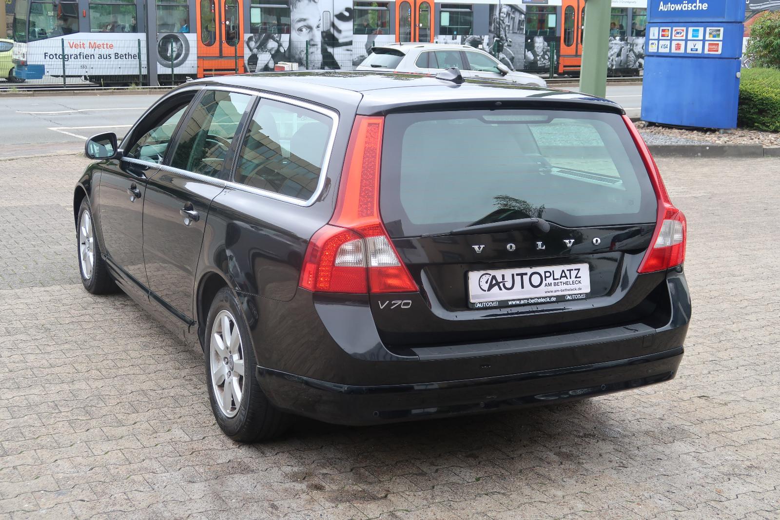 Volvo V70 2011 — engine 1.560 cm³, 114 HP (84kW)