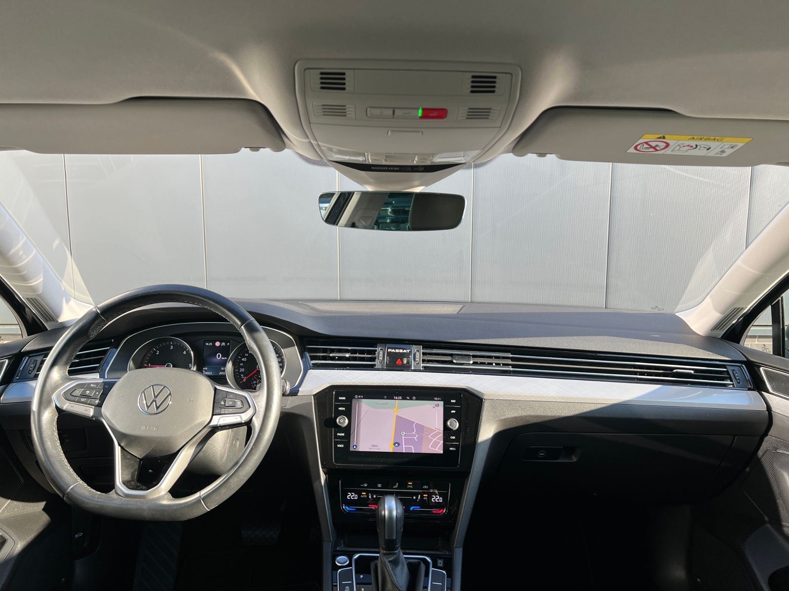 Fahrzeugabbildung Volkswagen Passat Variant Business 2.0 TDI DSG *AHK, LED, A