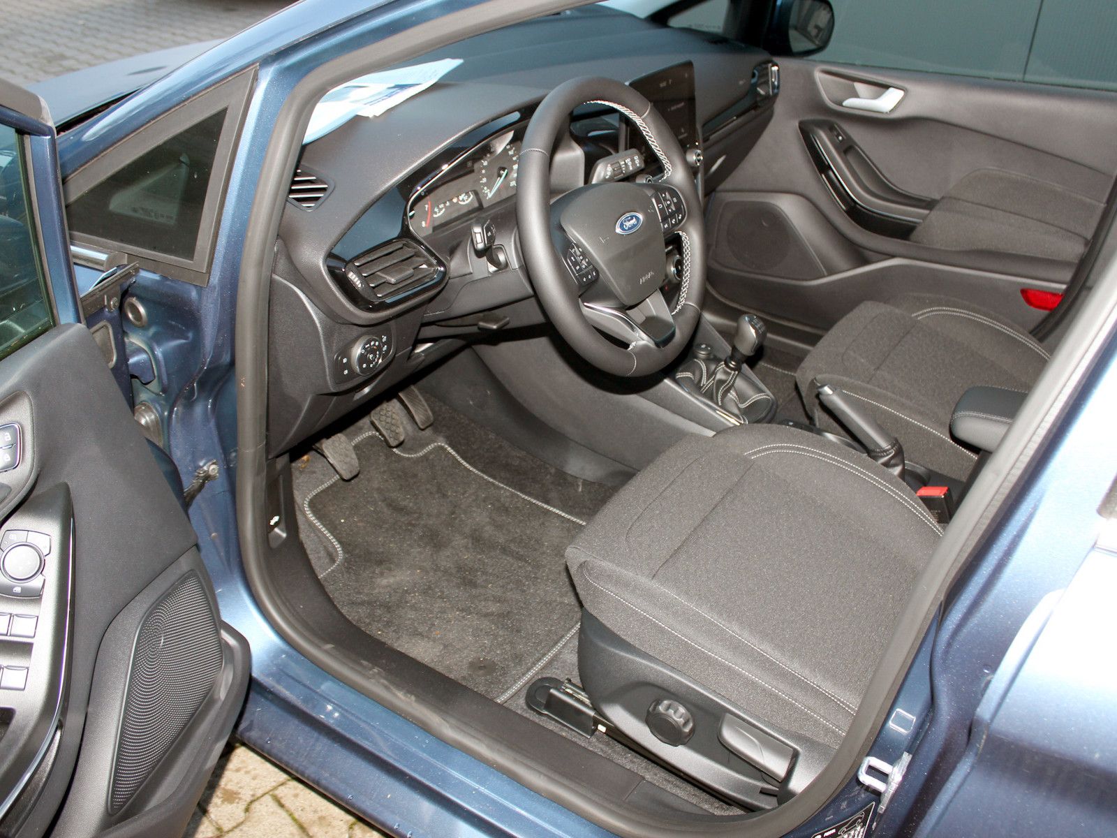 Fahrzeugabbildung Ford Fiesta Titanium