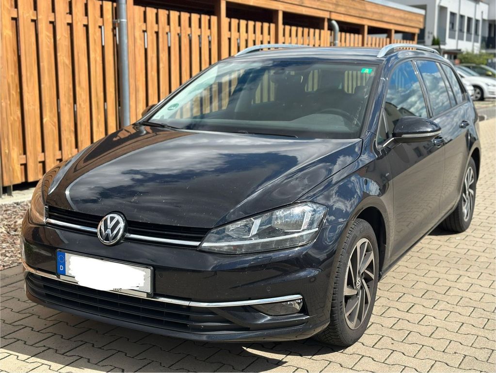 Image of Volkswagen Golf