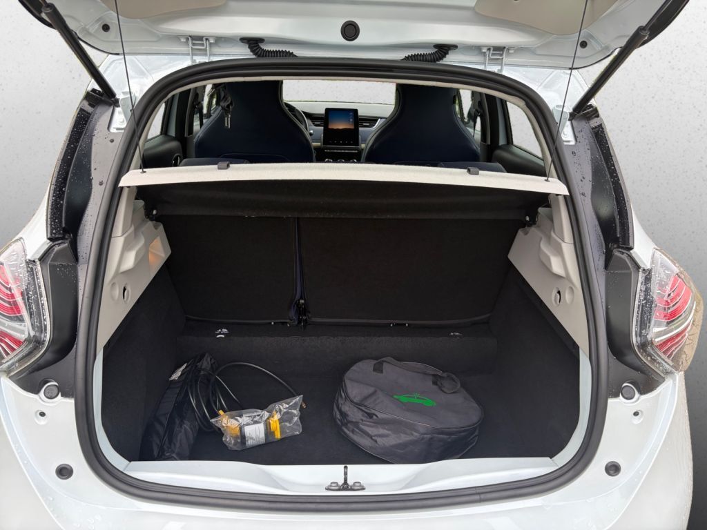 RENAULT ZOE (mit Batterie) Z.E. 50 RIVIERA RENAULT ZOE (mit Batterie) Z.E. 50 RIVIERA