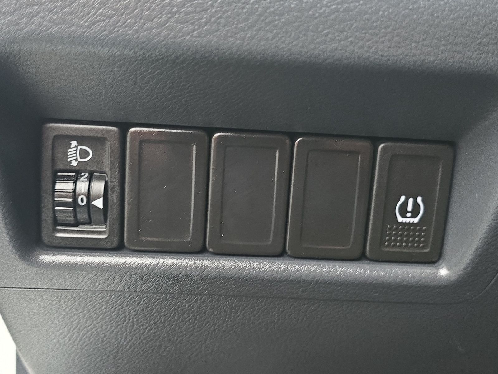 Fahrzeugabbildung Suzuki Celerio Club AUS 1.HAND+WENIG KM+TÜV SERVICE NEU