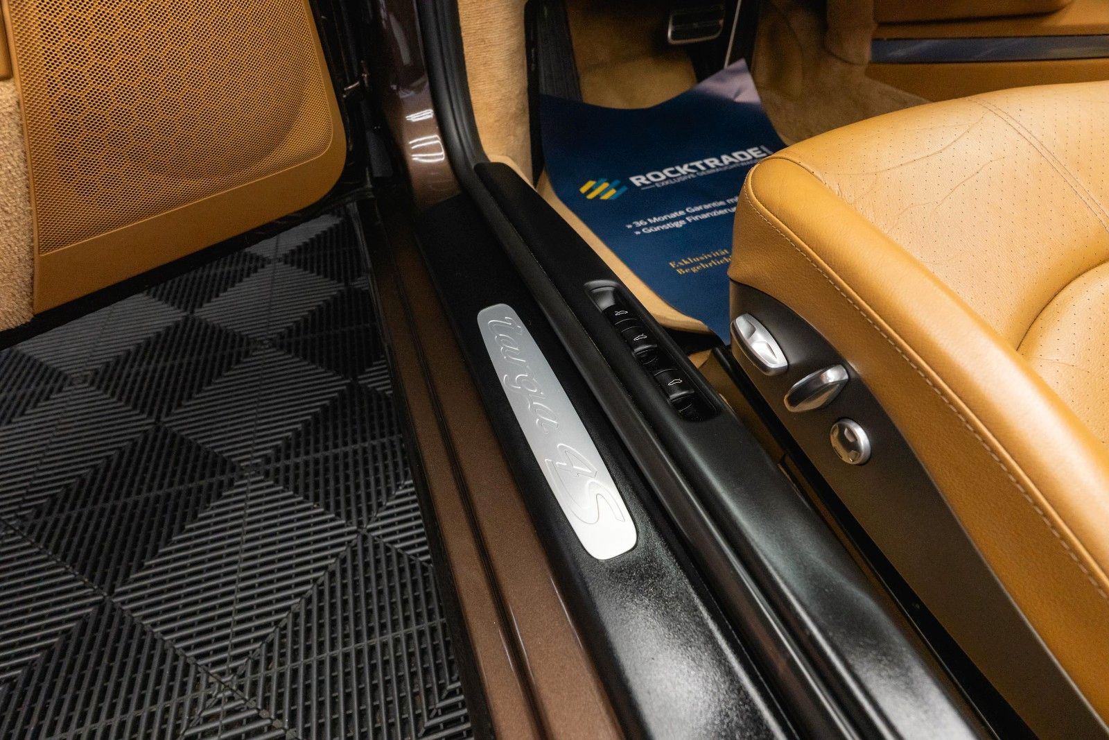 Fahrzeugabbildung Porsche 997.2 911 Targa 4 S | 1.Hand | PDK | 385PS | LED
