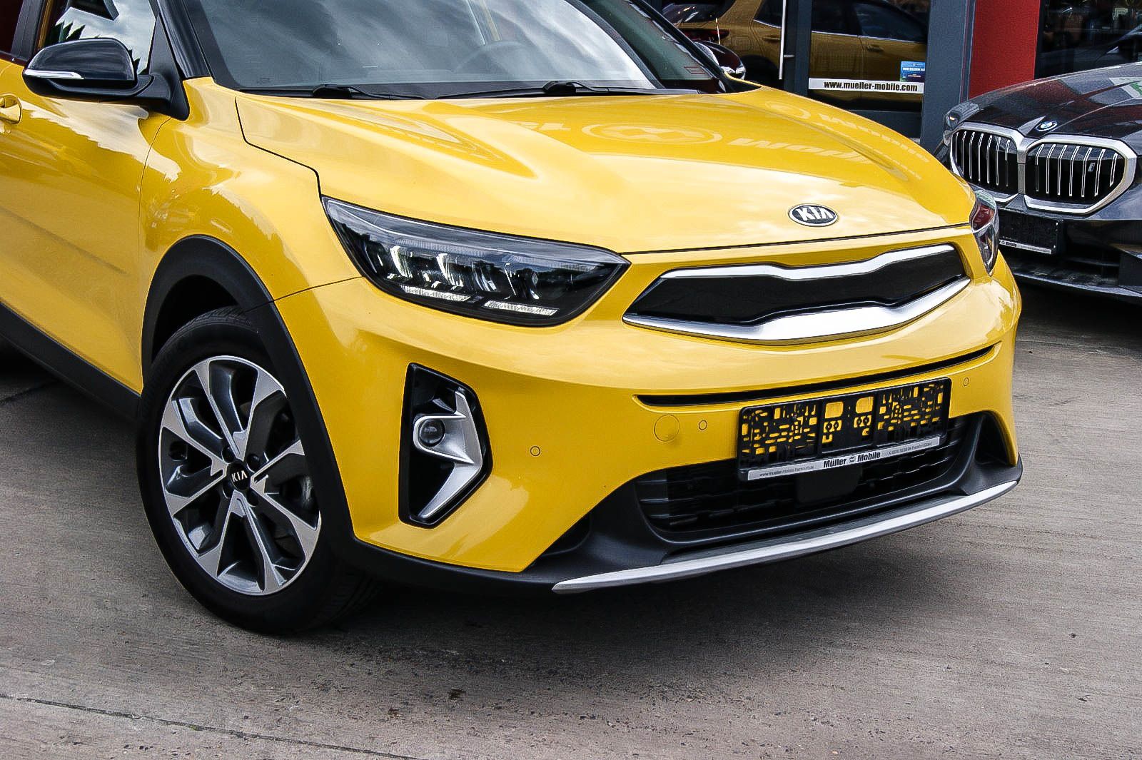 Fahrzeugabbildung Kia Stonic 1.0 T-GDI Mild-Hybrid Spirit FLORIDAGELB