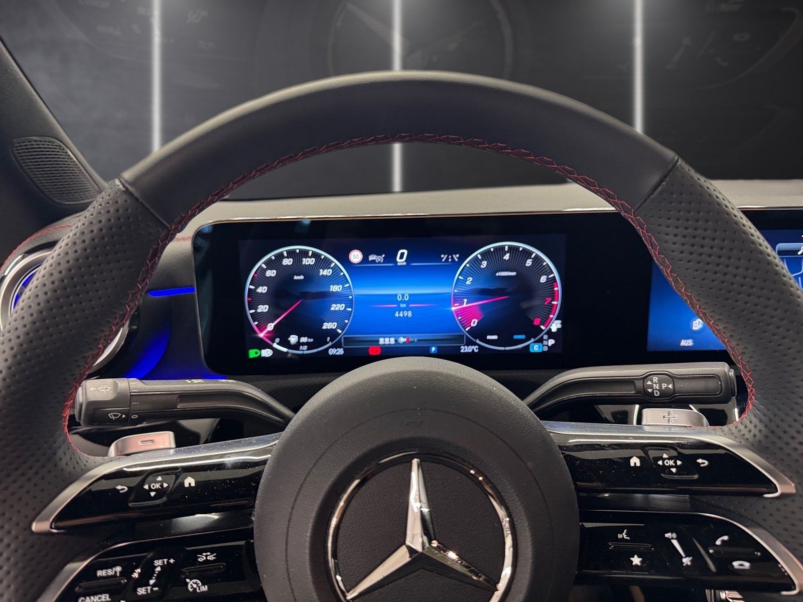 Fahrzeugabbildung Mercedes-Benz CLA 200 AMG*Pano*Distronic*360°*Totwink*CarPlay*
