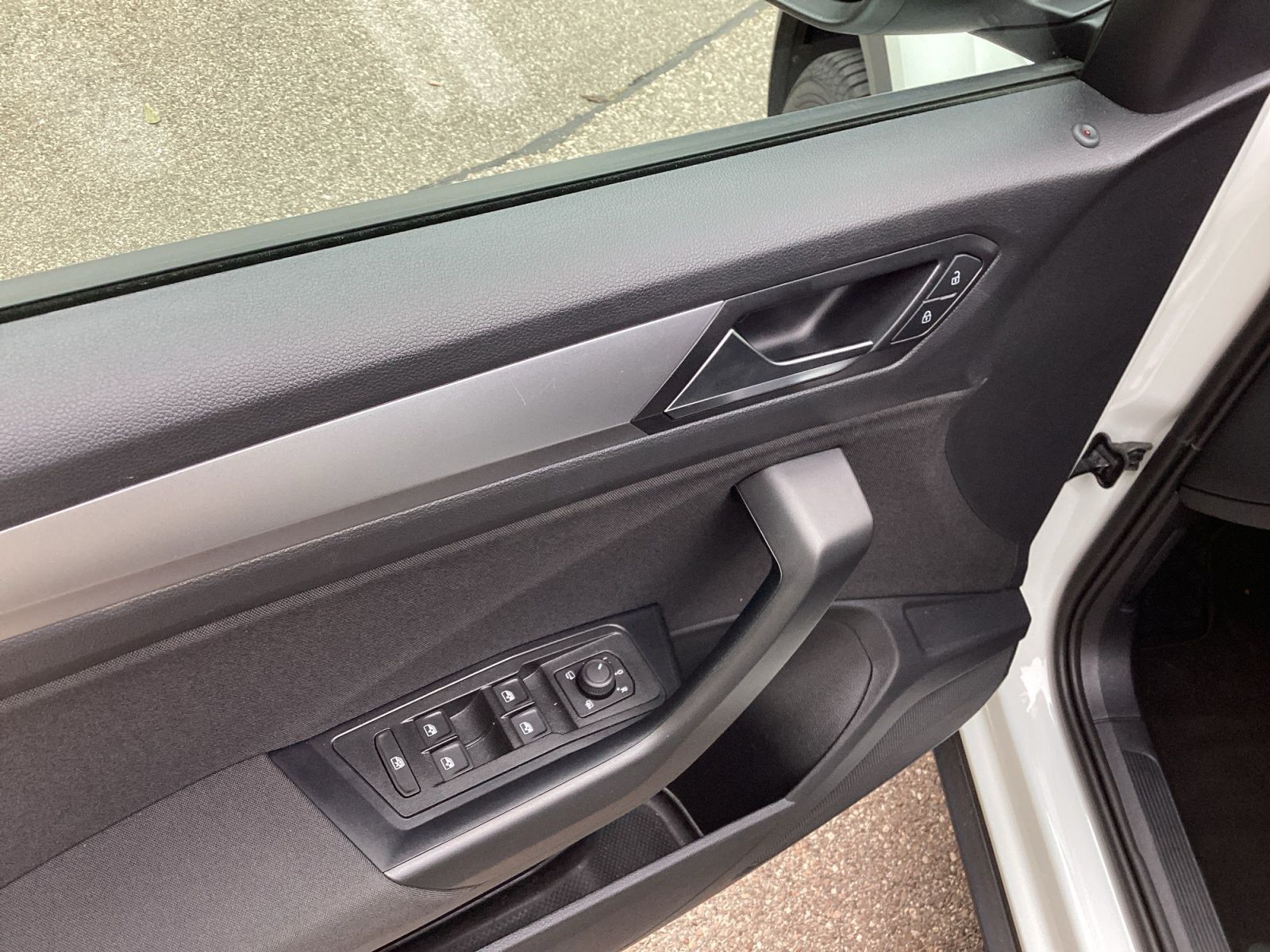 Volkswagen T-Roc - Bild 14