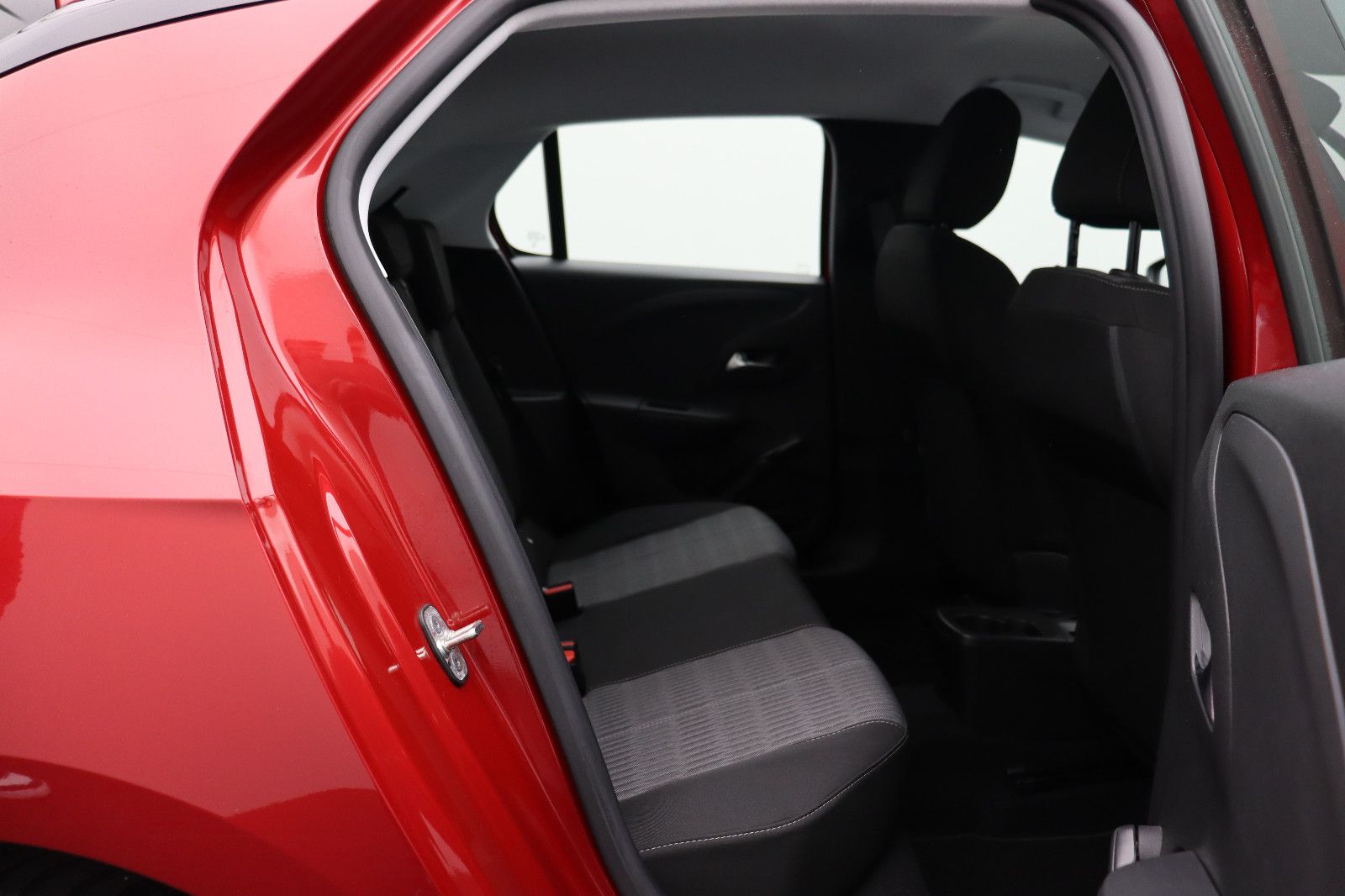 Fahrzeugabbildung Opel Corsa F 1.2 Edition LED/RK/AppleCP