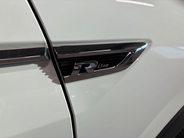 Tiguan Allspace Highline 4M 2.0 TDI DSG R-LINE P
